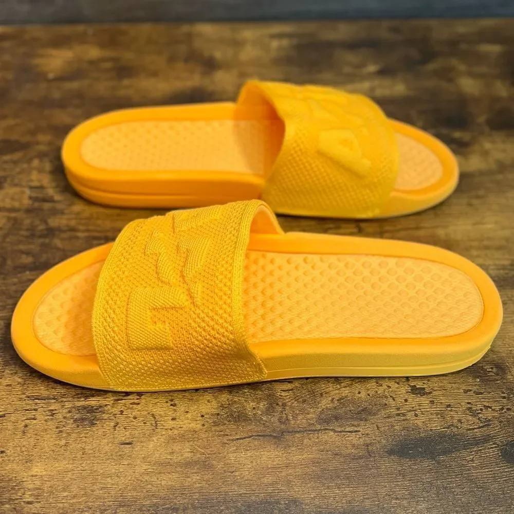 APL Big Logo TechLoom Slides in Mango. Unisex, Men Size 9/Ladies 10.5. NIB!